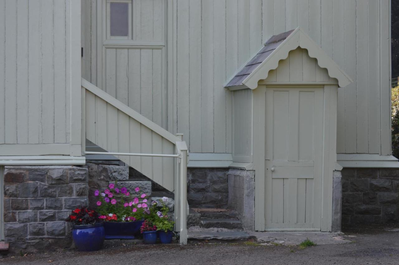 Burton Hall Self Catering Villa North Tawton Exteriör bild