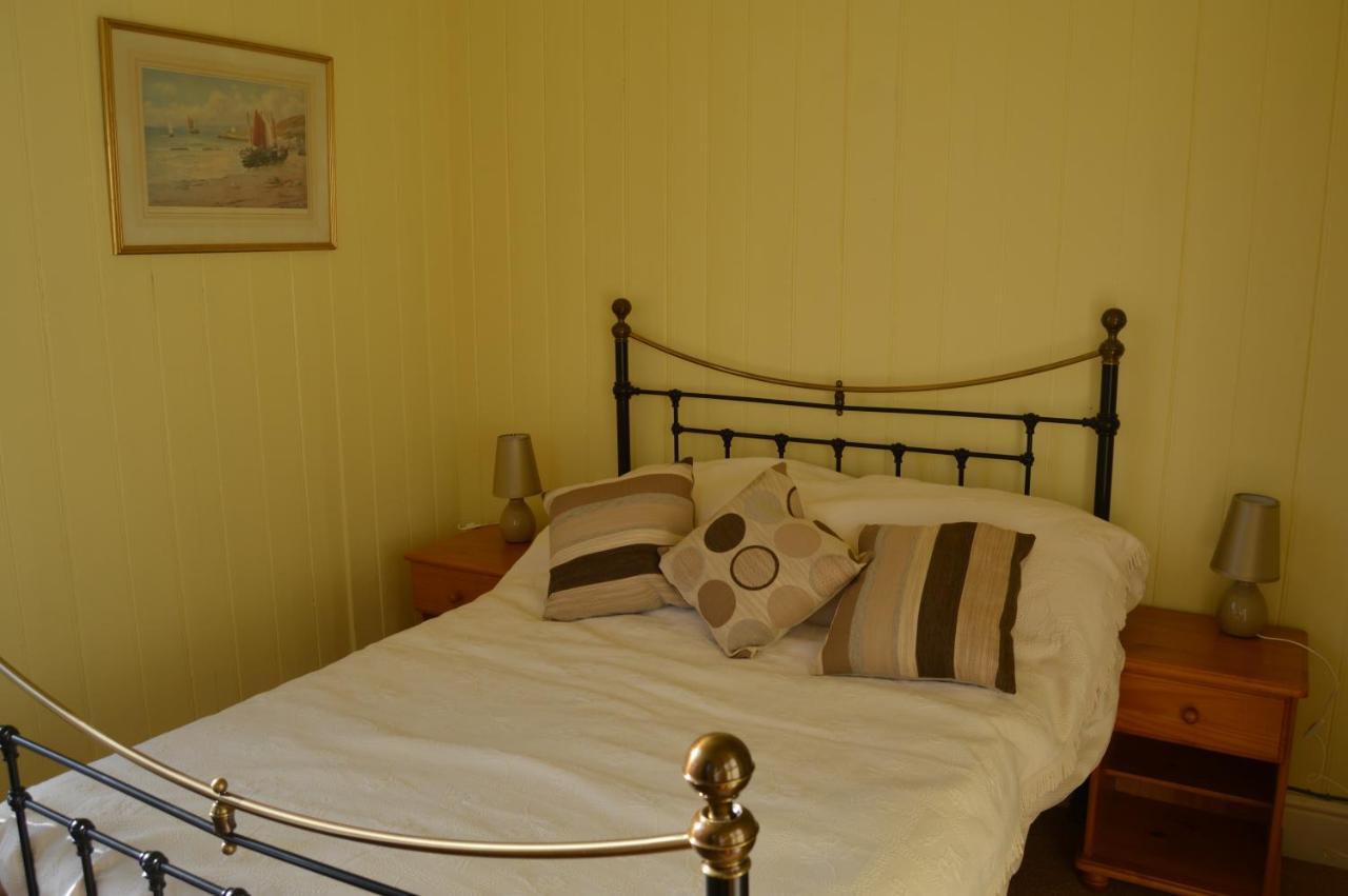 Burton Hall Self Catering Villa North Tawton Exteriör bild